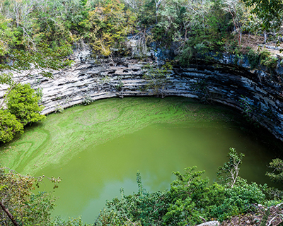 sacred cenote well of sacrifice chichen itza