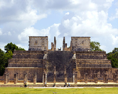 temple of warriors chichen itza